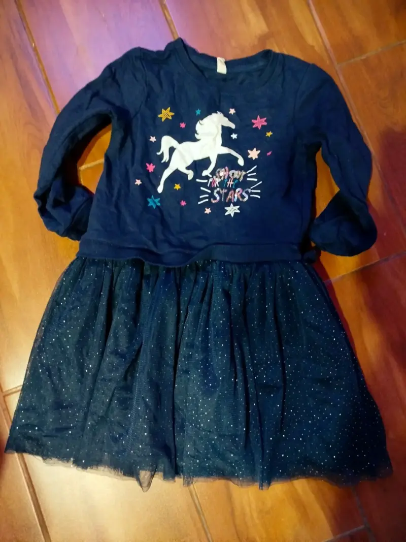Vestido azul con unicornio - 1