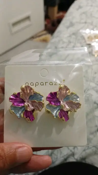 Aros flor Paparazzi multicolor $3000 2X $5000 - miniatura 4