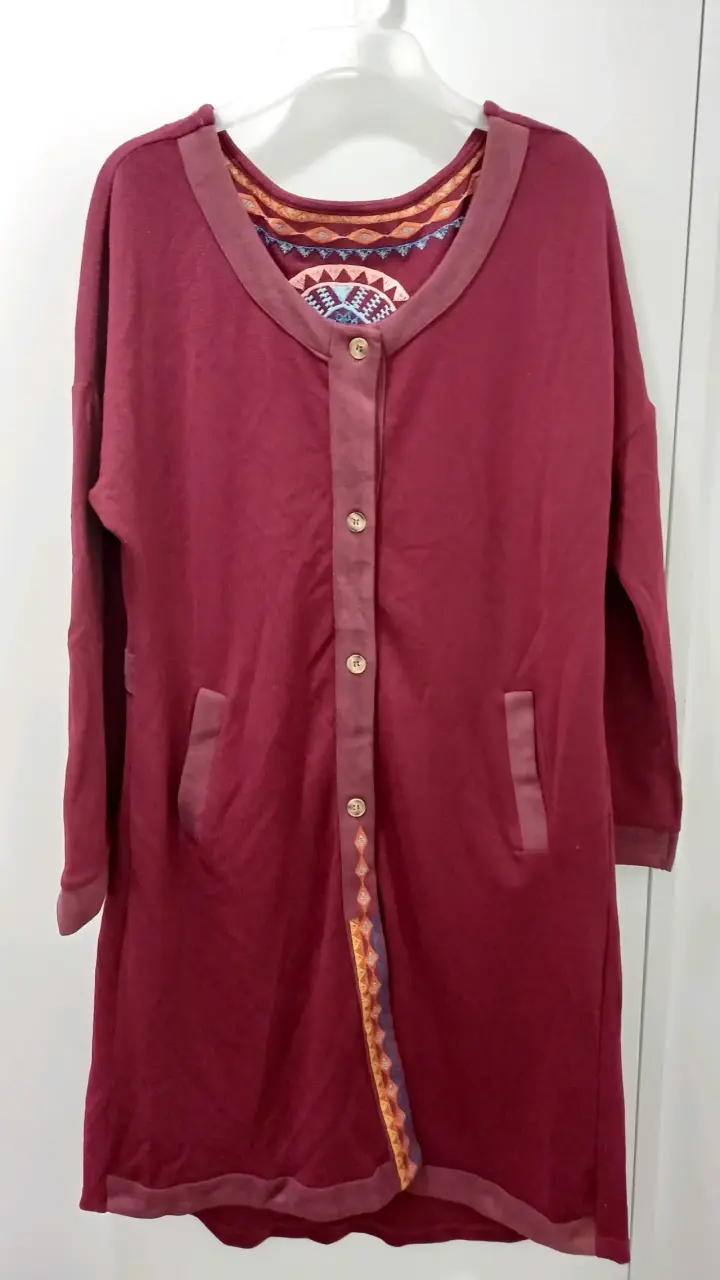 Chaqueta azul con diseño étnico - 3