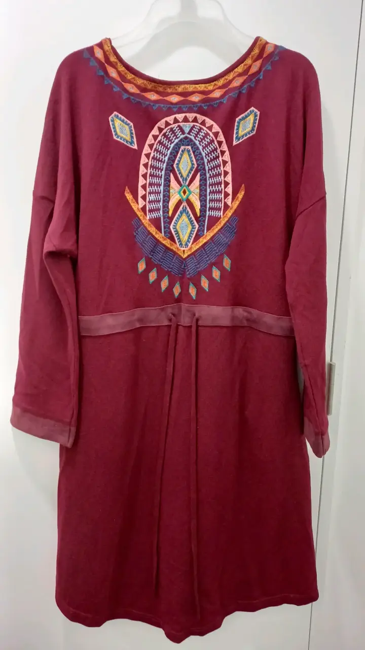 Chaqueta azul con diseño étnico - 4