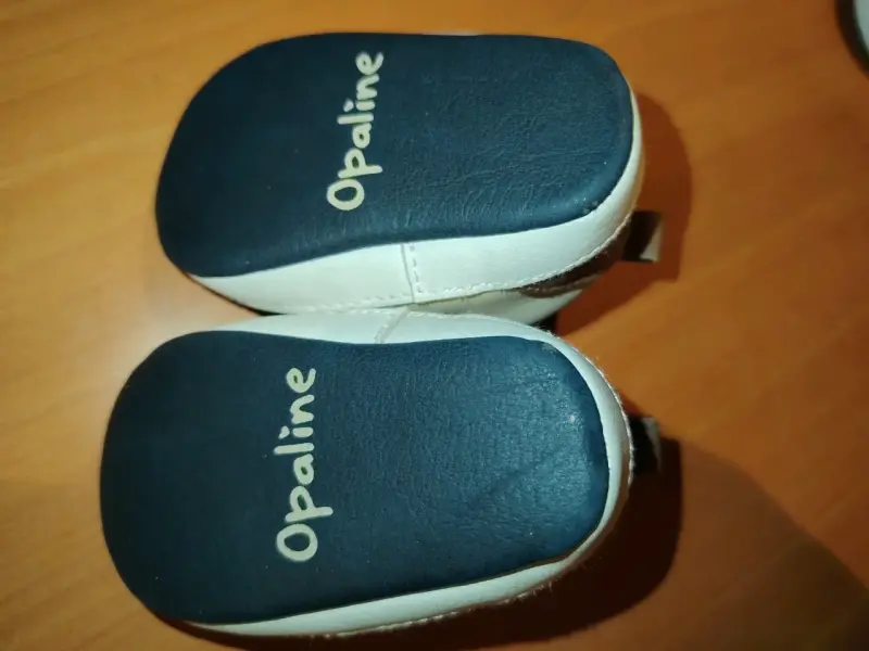 Zapatos de bebé beige con velcro - 4