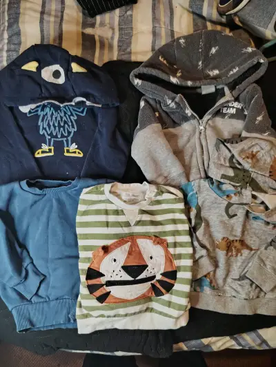 Lote de Ropa infantil - miniatura 5