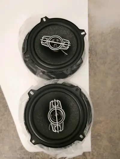 Parlantes PERTERS TS-A1395S 300W - miniatura 5