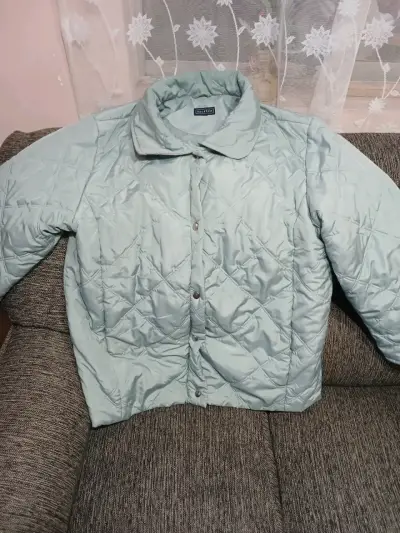 Chaqueta acolchada celeste - miniatura 1