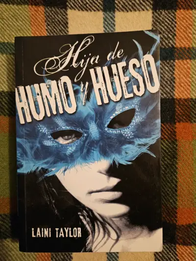 Trilogía libros Hija de Humo y Hueso - miniatura 2