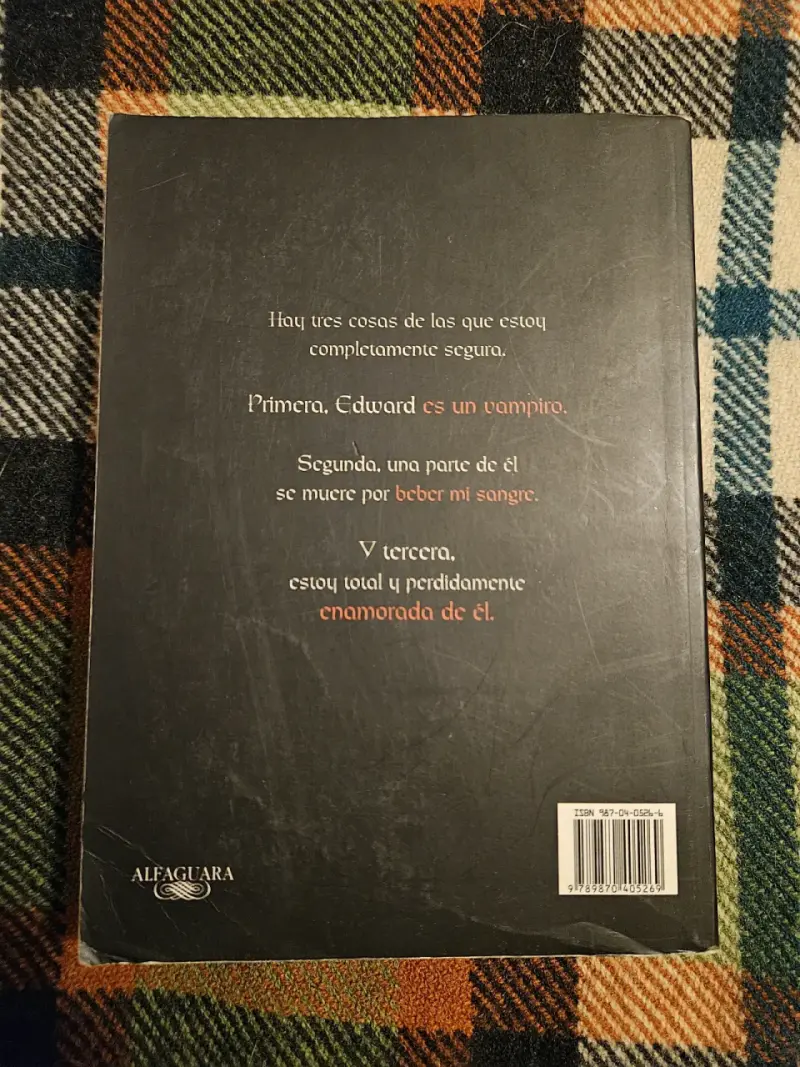 Libro Crepúsculo de Stephenie Meyer - 2