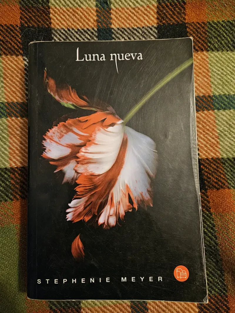 Luna Nueva, libro deStephenie Meyer - 1