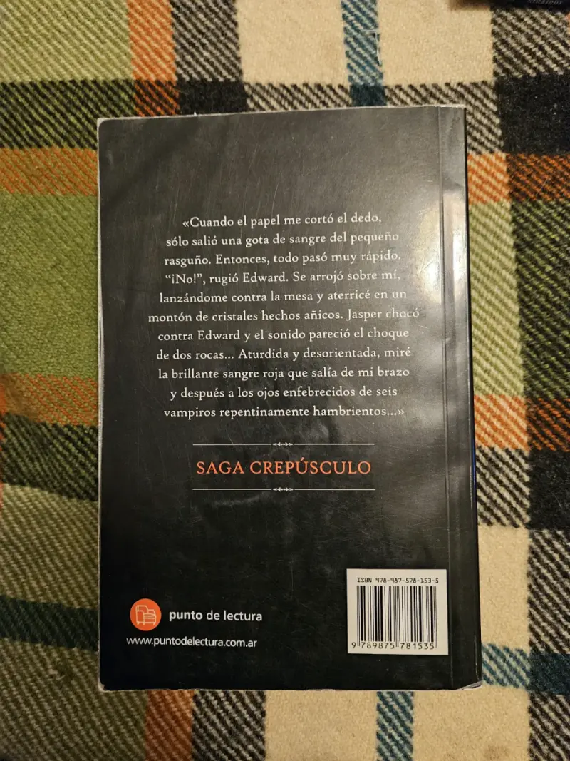 Luna Nueva, libro deStephenie Meyer - 3
