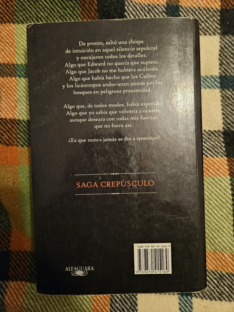 Libro Eclipse de Stephenie Meyer - 3