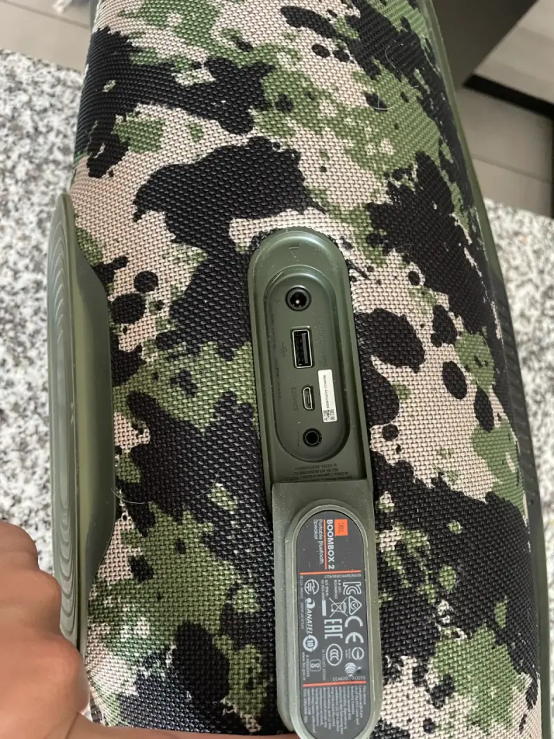 Parlante JBL  bombox 2 camuflado portátil - 4