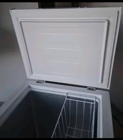 Congelador vertical blanco de 100 litros - miniatura 3