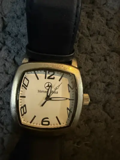 Reloj Mercedes Benz vintage - miniatura 6