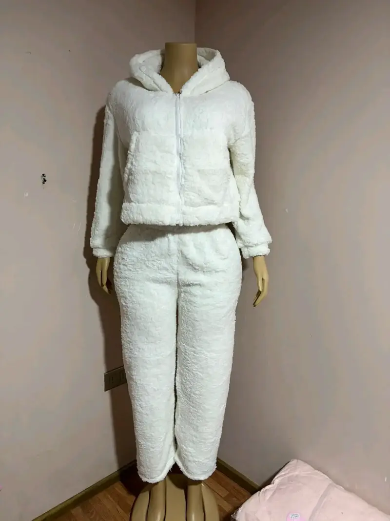 Conjunto polar morado con capucha - 3