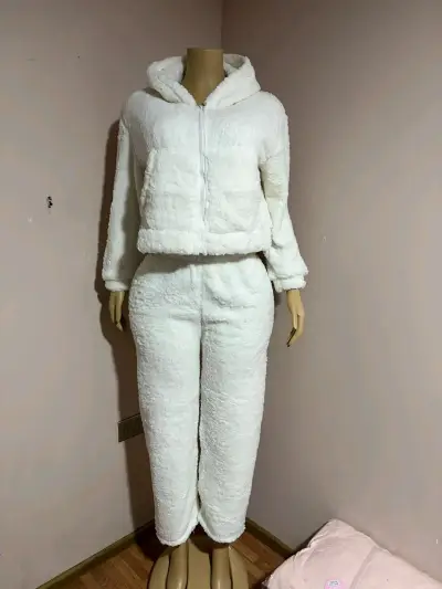 Conjunto polar morado con capucha - miniatura 3
