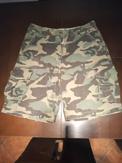 Shorts cargo camuflados - miniatura 1