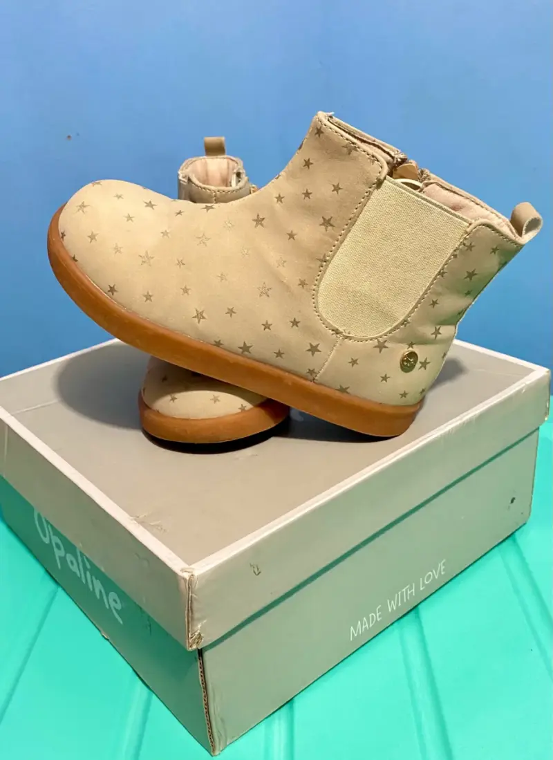 Botines niña beige con estrellas número 26 - 5