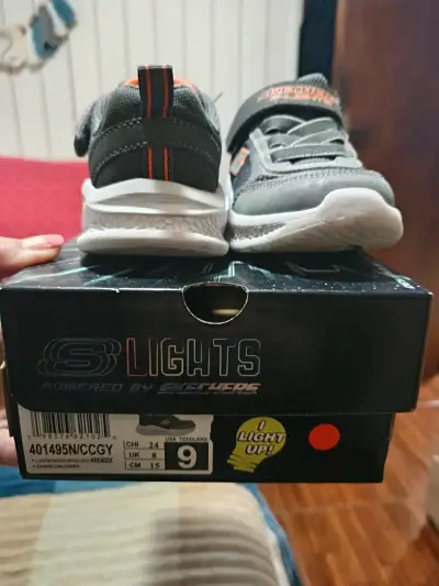 Zapatillas Skechers con luces gris - miniatura 3