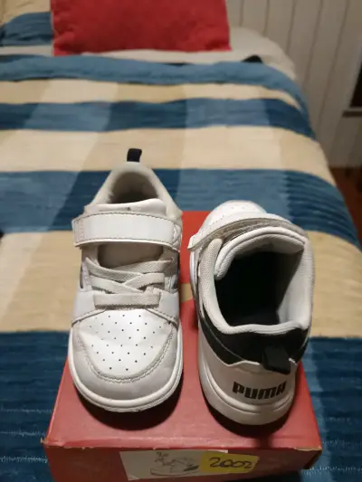 Zapatillas infantiles blancas Puma - miniatura 3