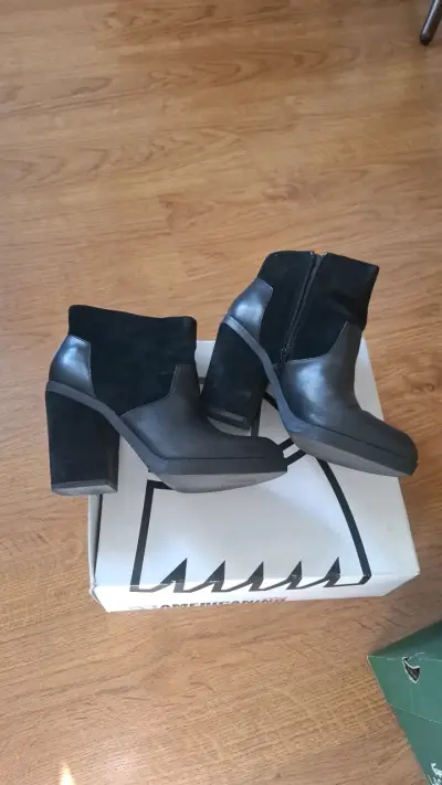 Botines negros de tacón alto - miniatura 1