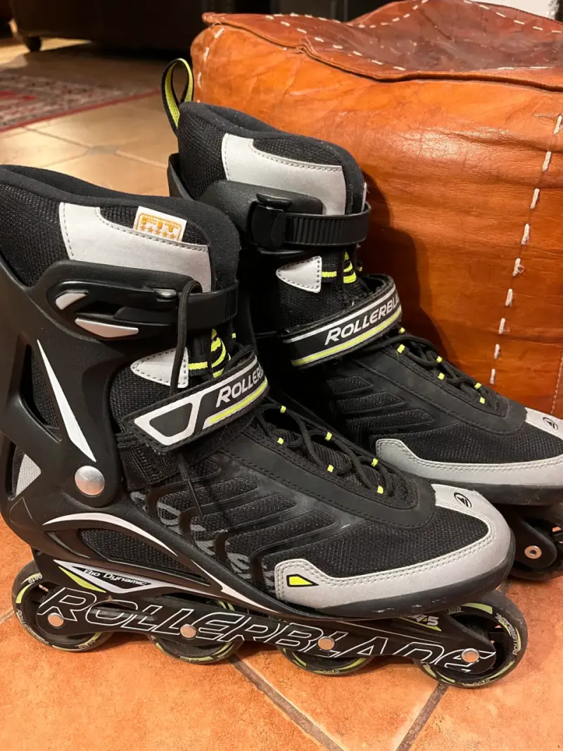 Patines Rollerblade negros y grises - 2