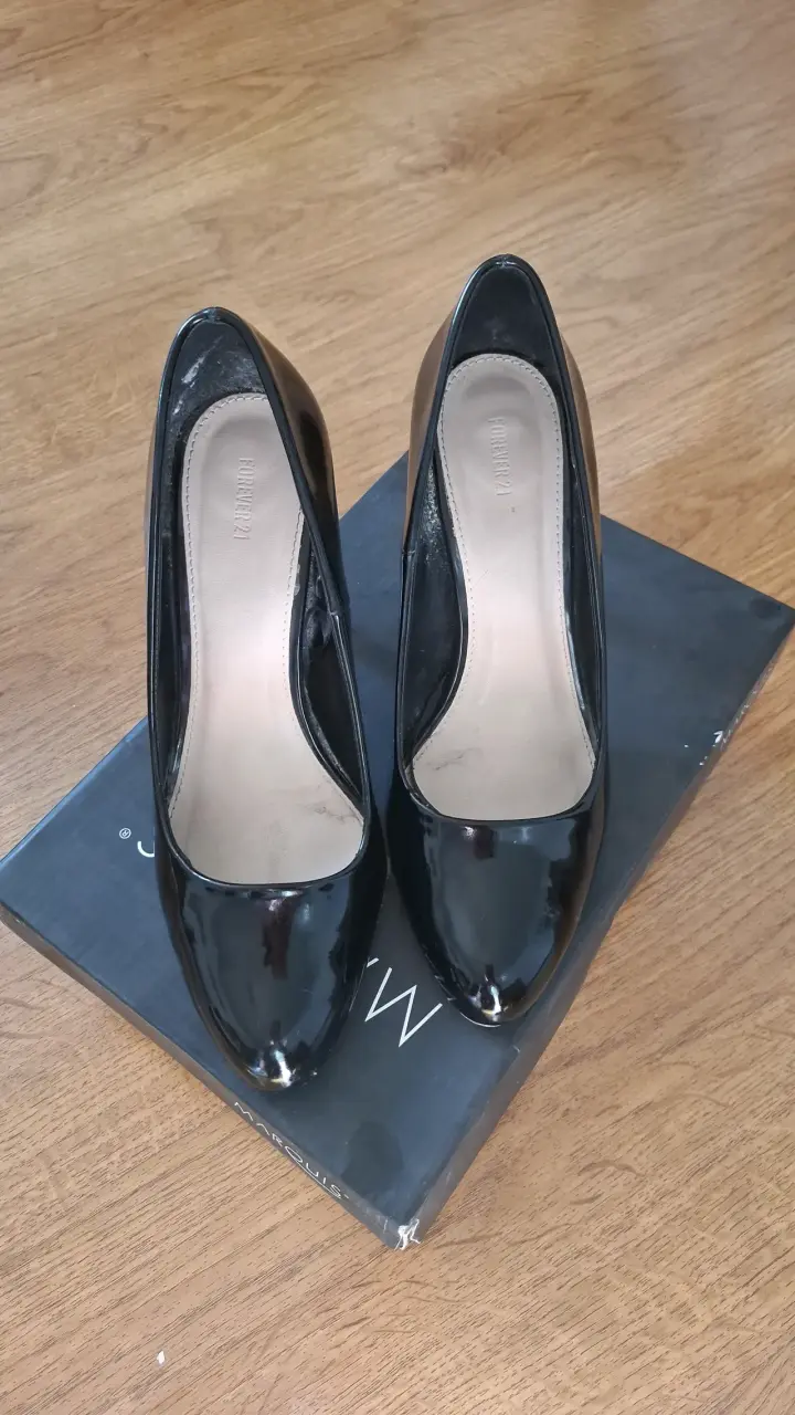 Zapatos de tacón negros brillantes - 2