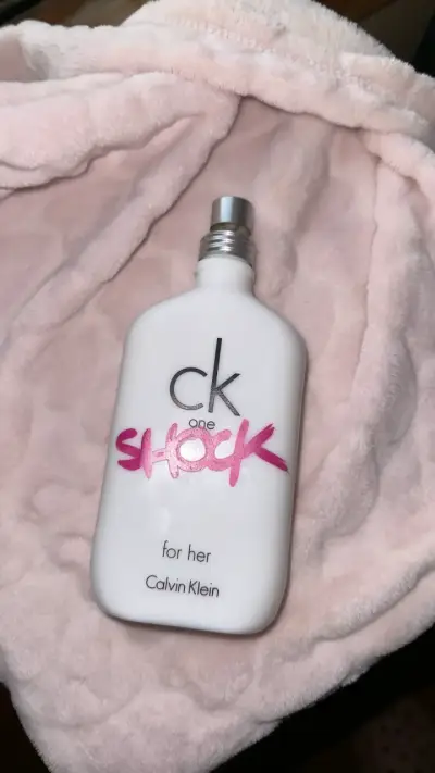Perfume CK One Shock para ella - miniatura 2