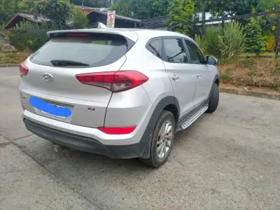 Hyundai Tucson 2016 2.0 - miniatura 3