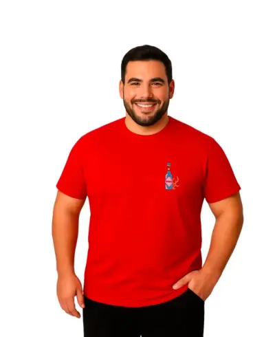 Polera roja con diseño gráfico - miniatura 5