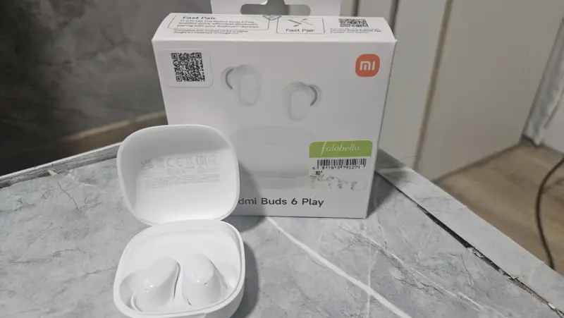 Audífonos Xiaomi Redmi Buds 6 Play - 1