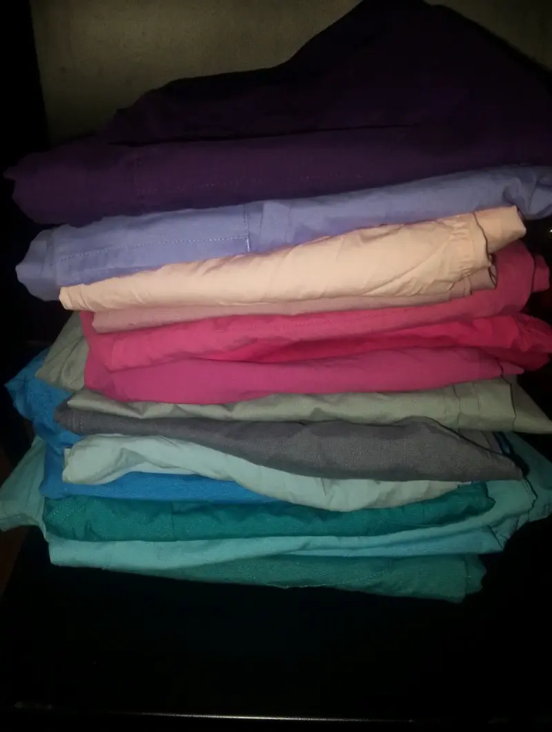 Pantalones clínicos  de varios colores - 1