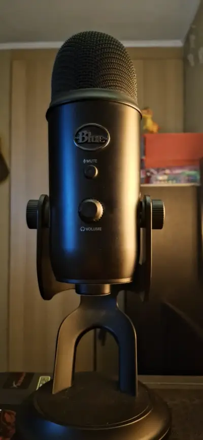 Micrófono Blue Yeti negro - miniatura 1