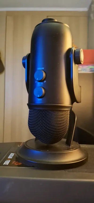 Micrófono Blue Yeti negro - miniatura 2