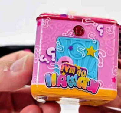 Caja sorpresa mini juguete - miniatura 1