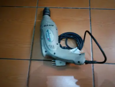 Taladrol eléctrico Bauker usado - miniatura 2