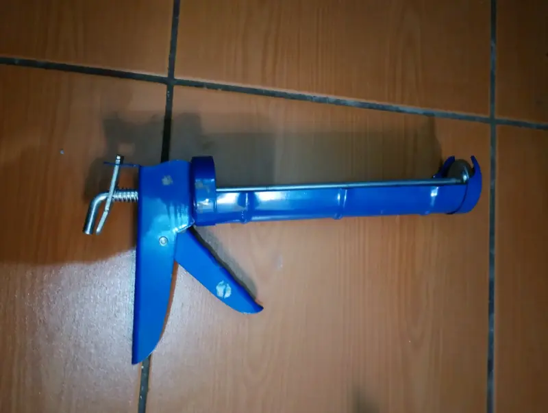 Taladrol eléctrico Bauker usado - 6