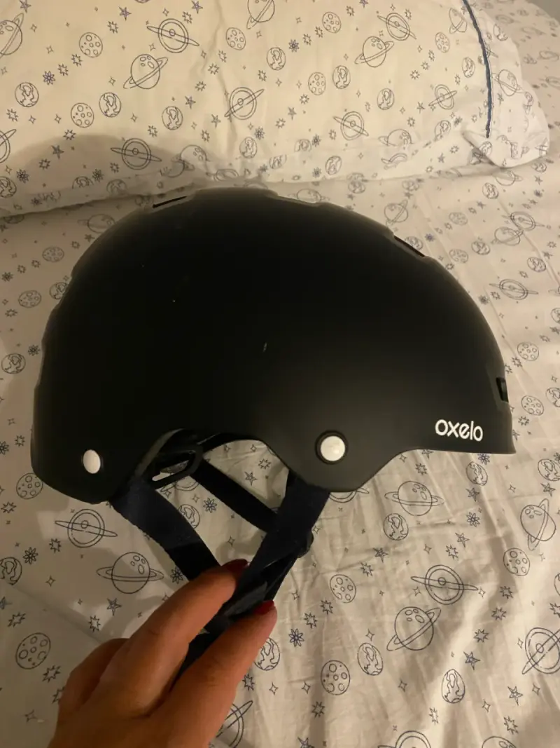 Casco negro Oxelo en buen estado - 1