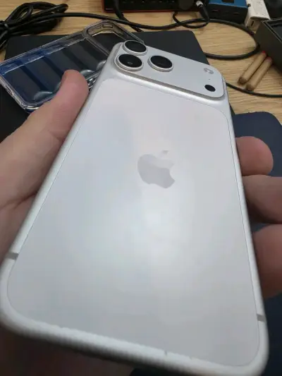 Iphone 17 pro max, 512 gb color silver - miniatura 2