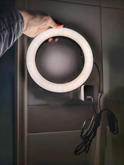 Aro de luz LED 20 cm con trípode ¡NUEVO! - miniatura 3