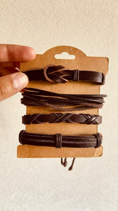 Set de pulseras de cuero marrón - miniatura 1