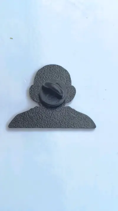 Pin de dragón ball krilin - miniatura 2