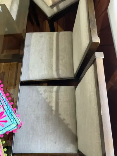 Mesa de comedor con sillas - miniatura 5