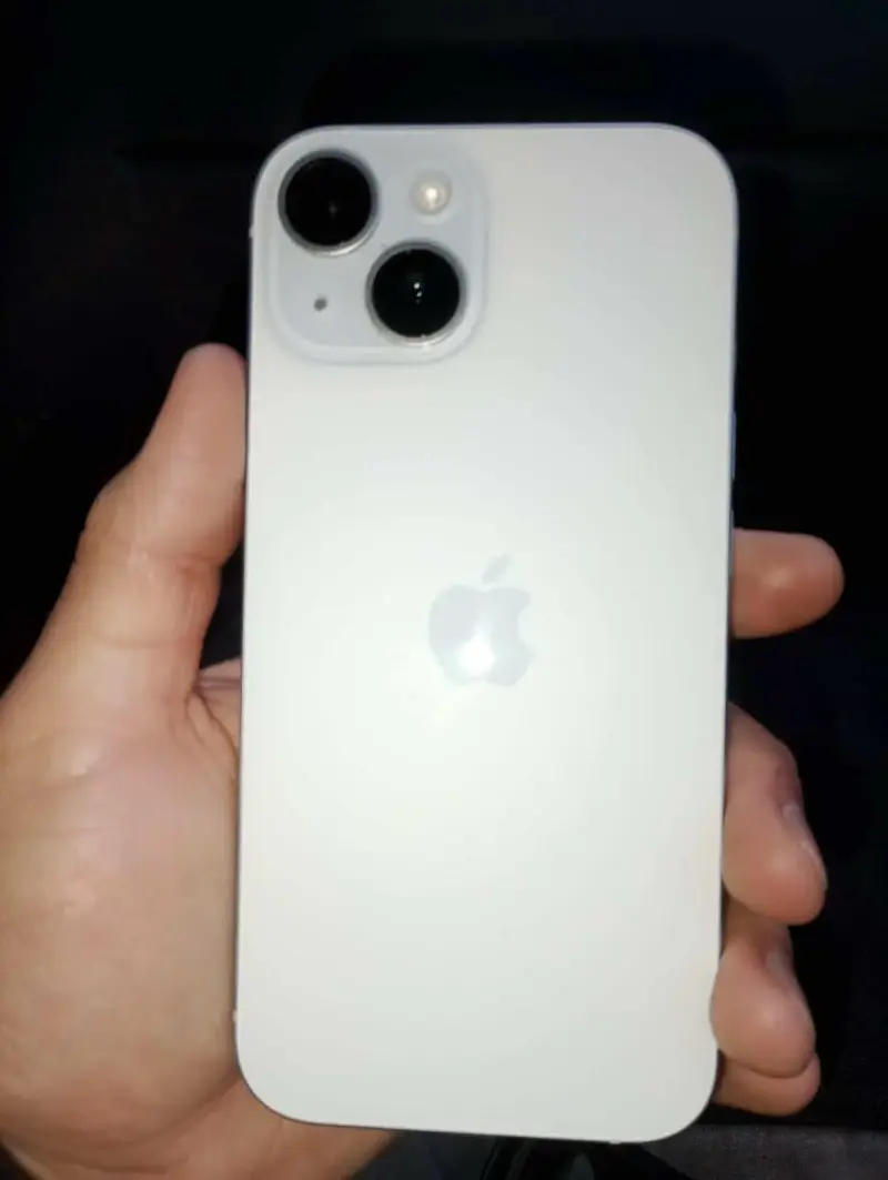 iPhone 15 NUEVO 5 meses de uso - 1