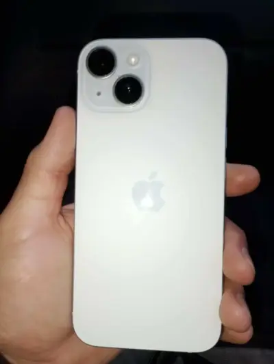 iPhone 15 NUEVO 5 meses de uso - miniatura 1
