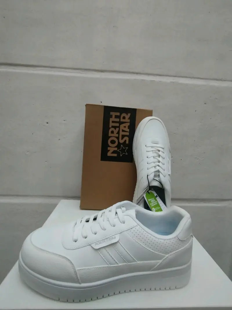 Zapatillas blancas North Star 45 - 2
