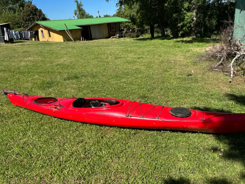 Kayak rojo de travesía , - 4