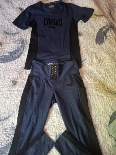 Conjunto deportivo Everlast azul - miniatura 4