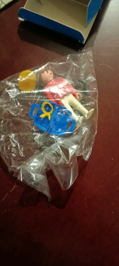 Figura Playmobil vintage con caja - miniatura 4