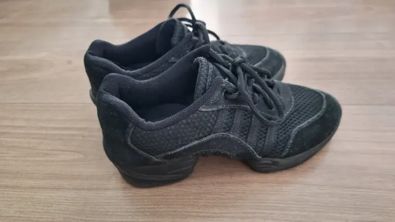 Zapatillas deportivas negras