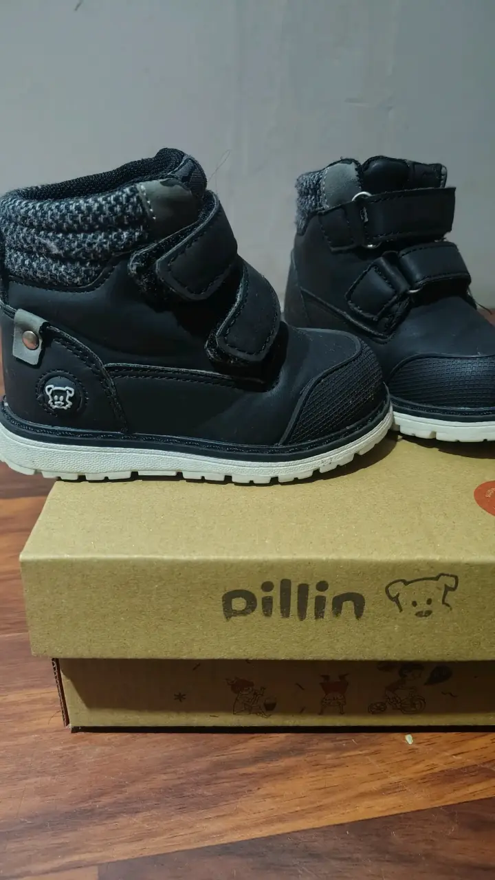Botines negros para niños - 2