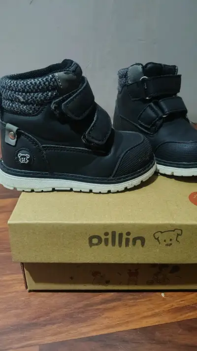 Botines negros para niños - miniatura 2